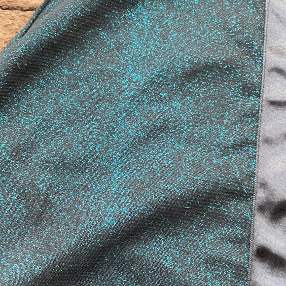 Lingerie - Picture 2 of 6